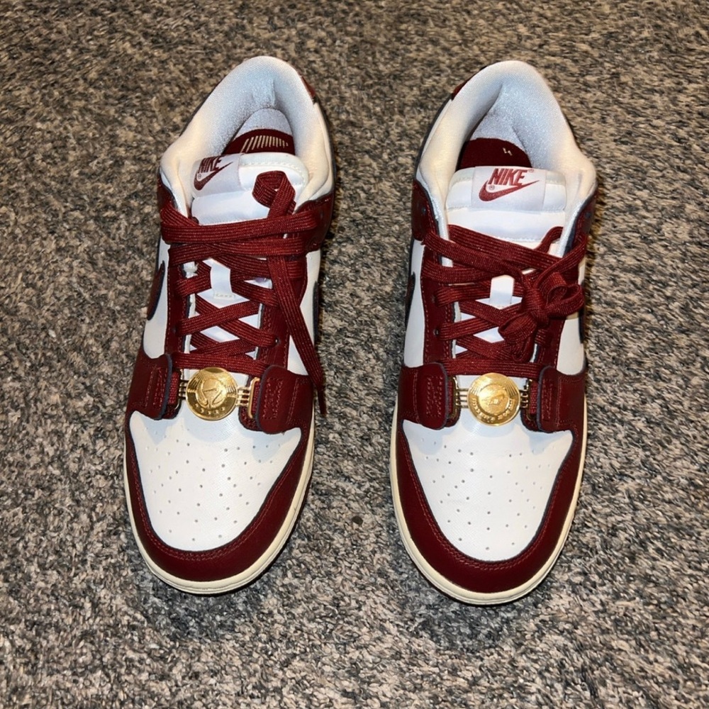Women’s Nike Dunk